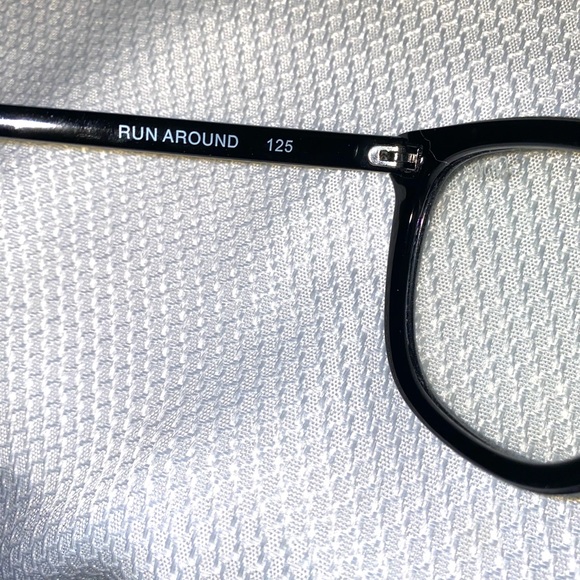 Quay Australia Run Around Clear Frame Sunglasses - Picture 6 of 8